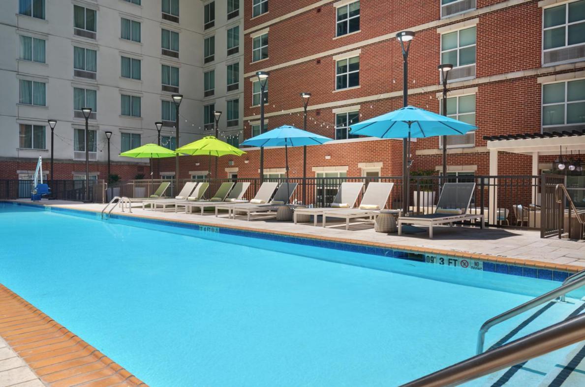 Hilton Garden Inn Atlanta Midtown Exterior foto