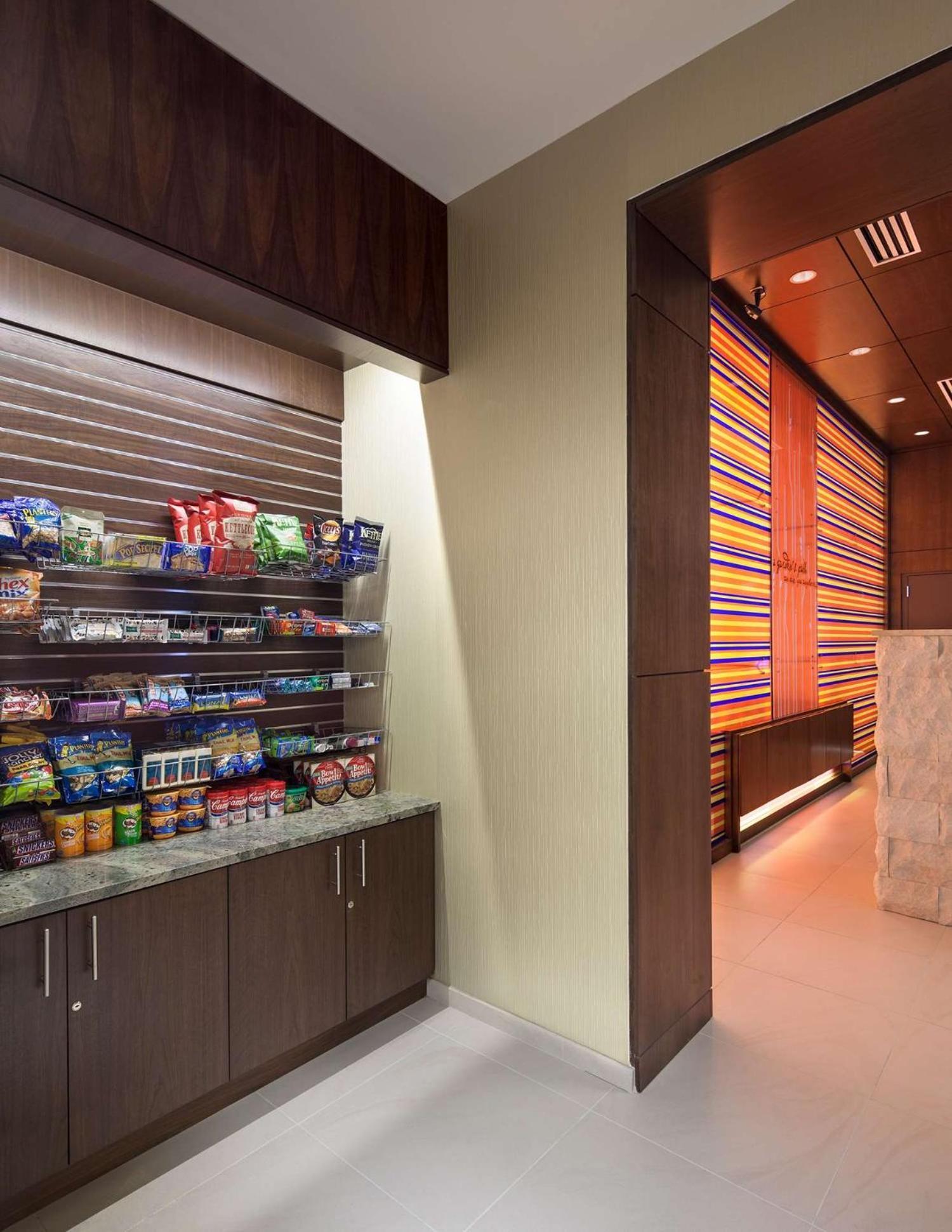 Hilton Garden Inn Atlanta Midtown Exterior foto